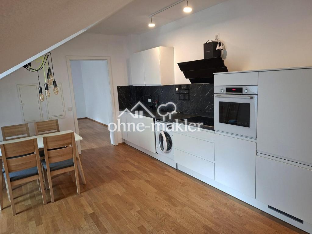 Moderne 2-Zimmer-DG-Wohnung in Fürth | EBK | Aufzug | TG | BJ2021 - Foto 2