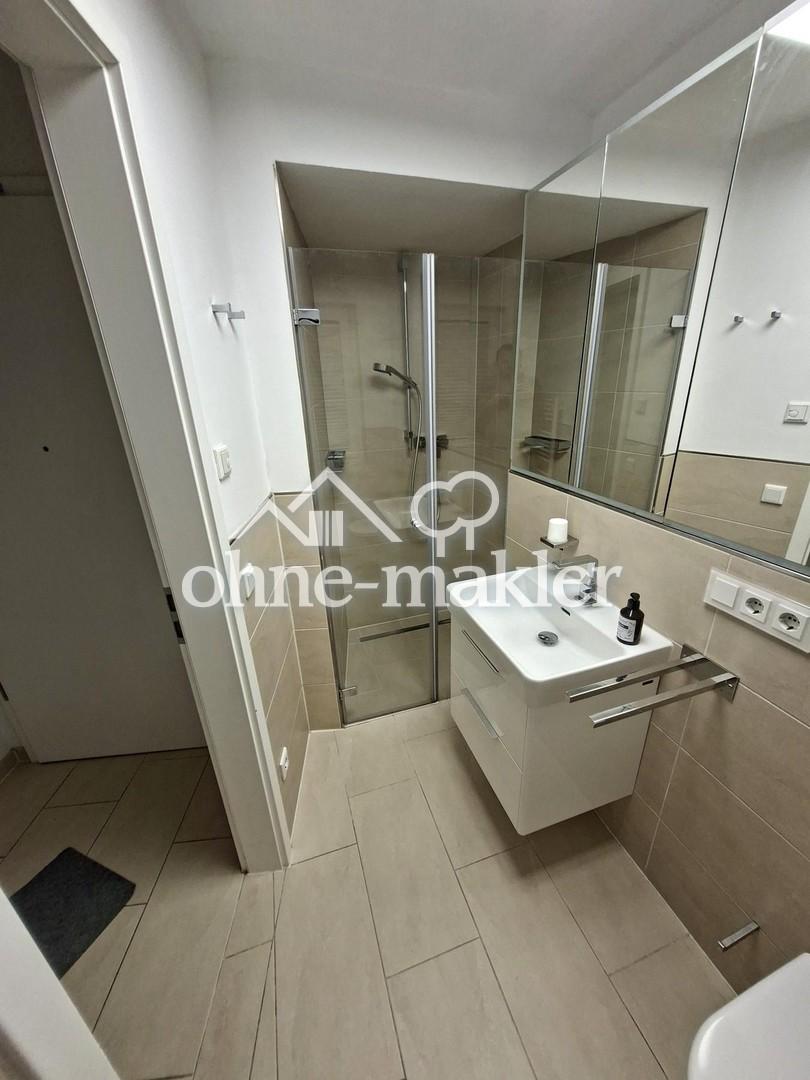 Moderne 2-Zimmer-DG-Wohnung in Fürth | EBK | Aufzug | TG | BJ2021 - Foto 4