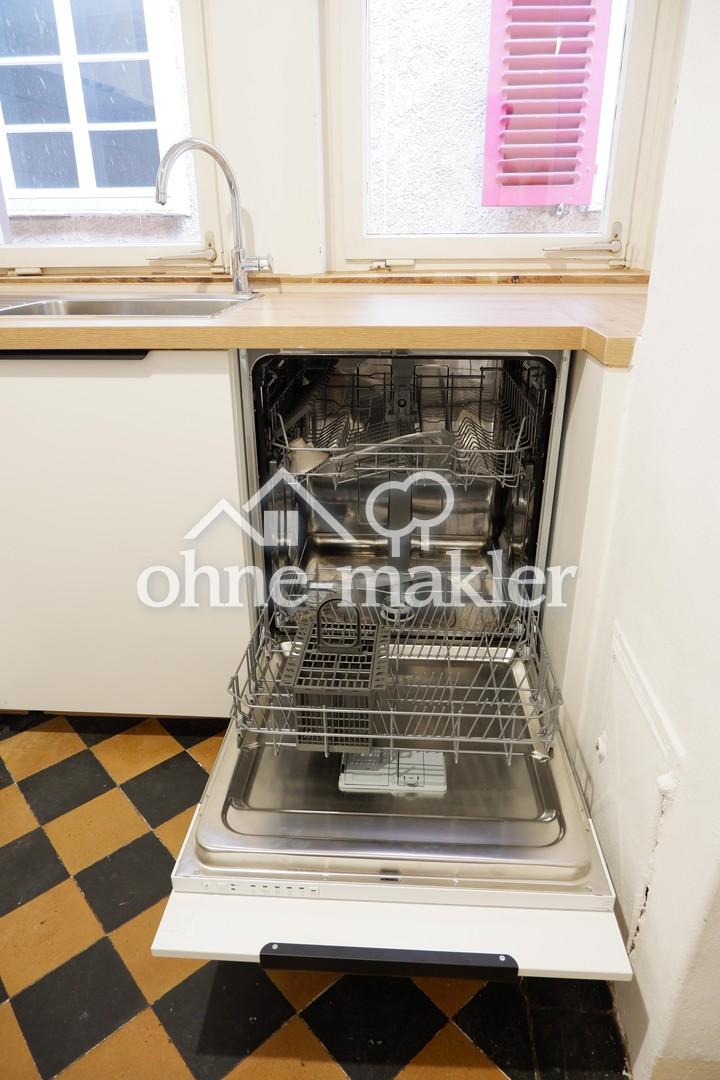 WG-Neugründung / 5 Zimmer in frisch renovierter Altbau-WG mit traumhafter Aussicht - Photo 1
