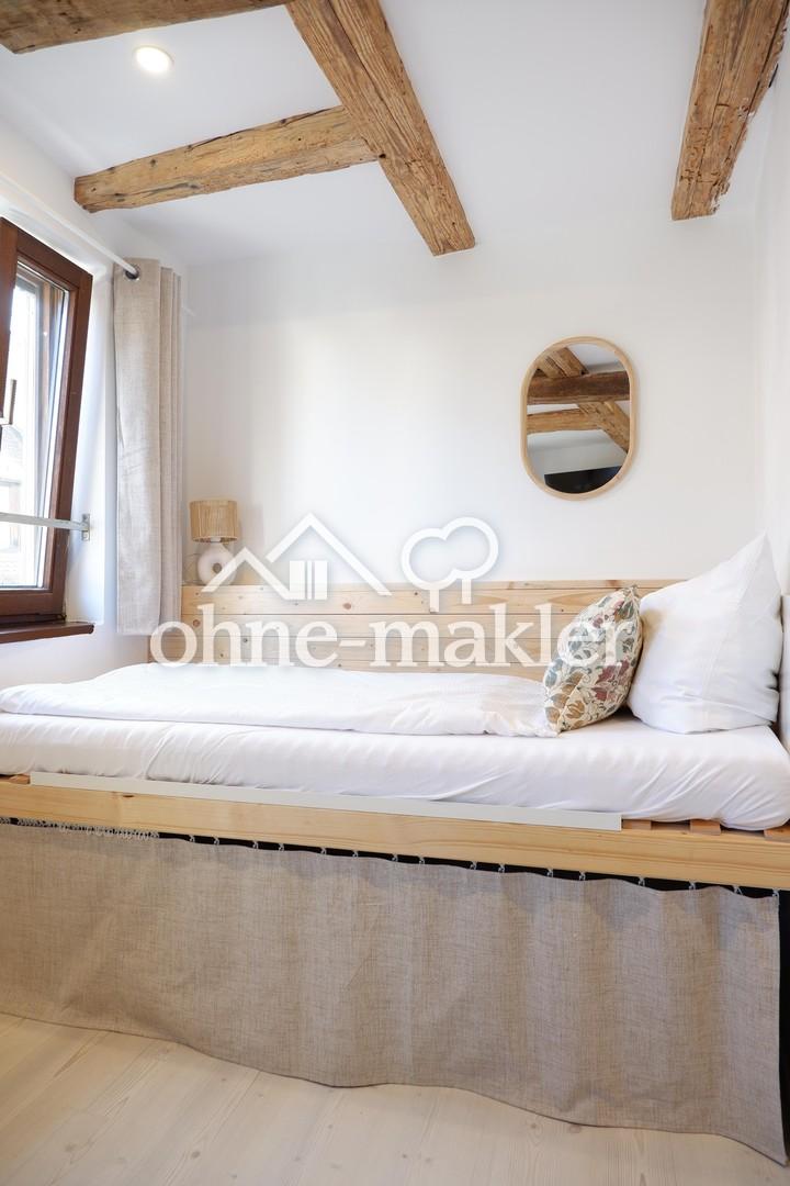 Voll möbliertes 1-Zimmer-Apartment in bester Altstadtlage – pauschale Warmmiete - Photo 2