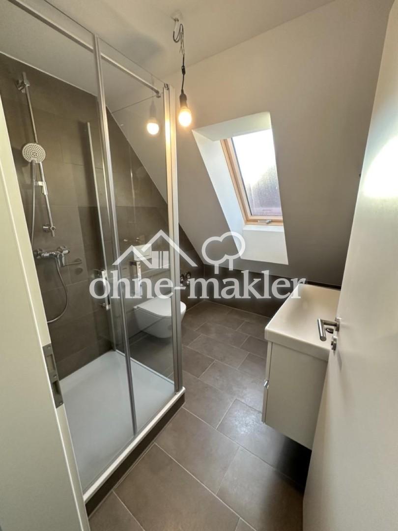 Helle, kernsanierte 2-Zimmer-Wohnung mit Traumblick & Top-Ausstattung im Herzen von Rottenburg - Foto 3