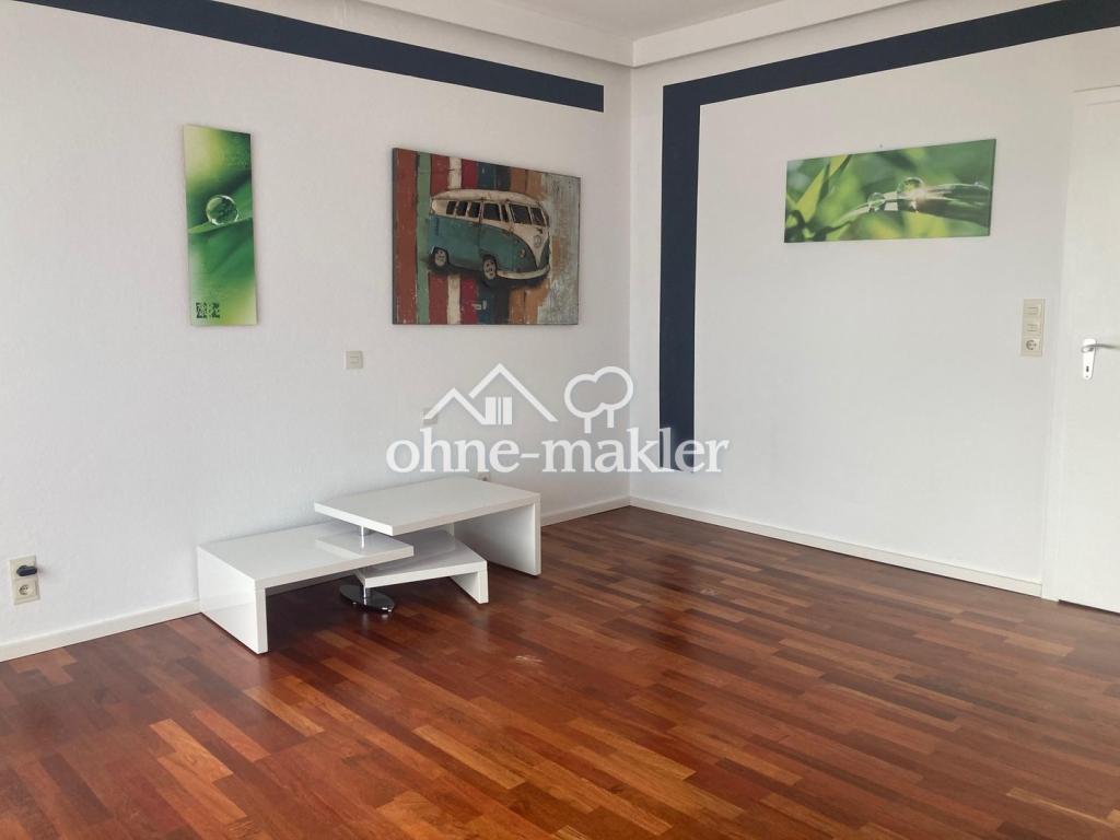 Lichtdurchflutete 4,5 Wohnung mit großer Dachterrasse EBK - Foto 1