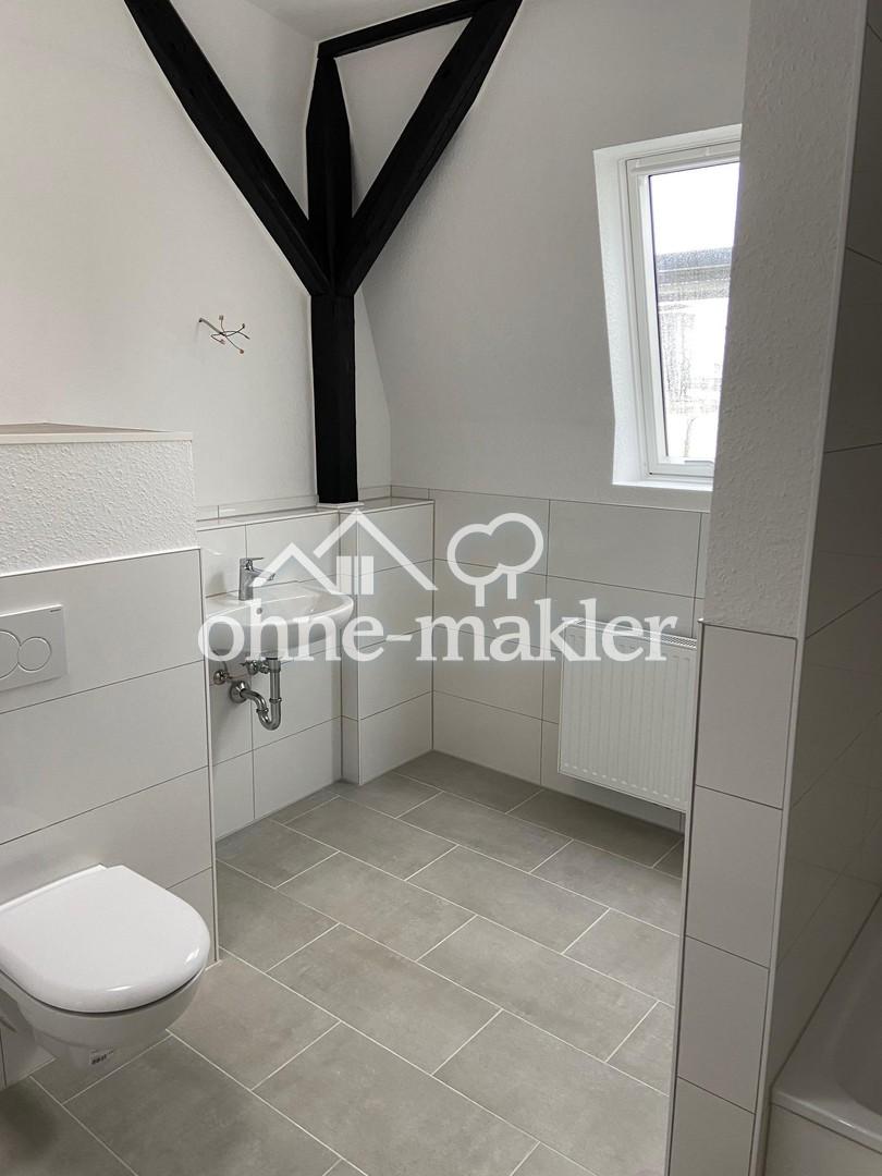 Sanierte 3 Zimmer DG Wohnung in gepflegtem Haus - Photo 4