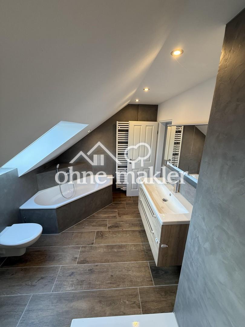 Helle 7-Zimmer-Maisonette-Wohnung in Bruchköbel zu vermieten mit exklusivem Küchen-Vorteil - Photo 4