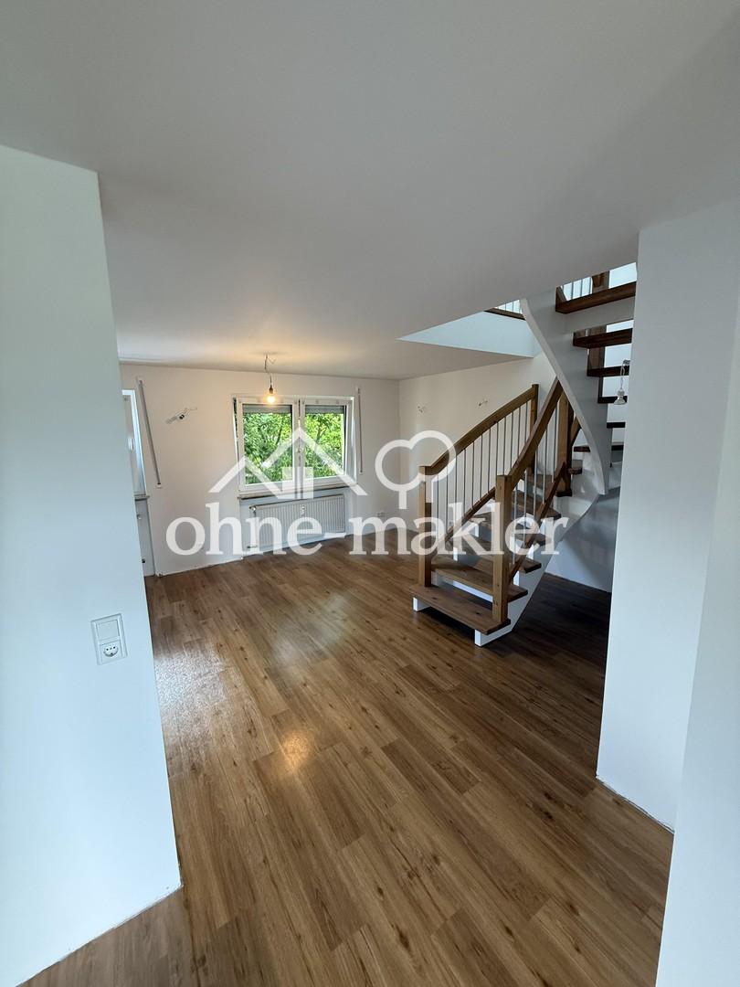 Helle 7-Zimmer-Maisonette-Wohnung mit exklusiver Küche in Bruchköbel zu vermieten - Foto 1