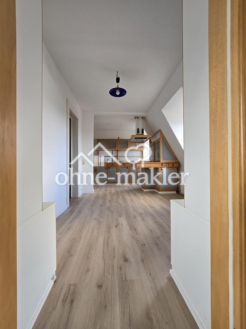 Frisch renovierte 3-Zimmer-Dachgeschosswohnung mit Fördeblick und Einbauküche - Foto 5