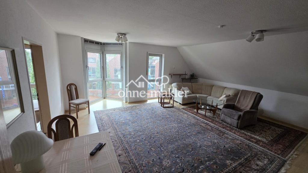 Helle 3-Zimmer-Dachgeschosswohnung mit Balkon und Aufzug, zentral in Spelle - Foto 2