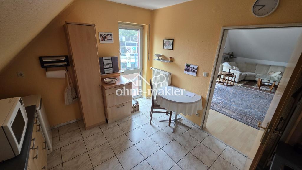 Helle 3-Zimmer-DG-Wohnung, 90 m², Balkon, Aufzug & Einbauküche – Spelle-Mitte, frei ab Oktober - Photo 4