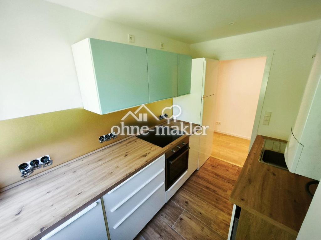 Frisch renovierte 3-Zimmer-Wohnung mit Balkon & Einbauküche - Photo 2