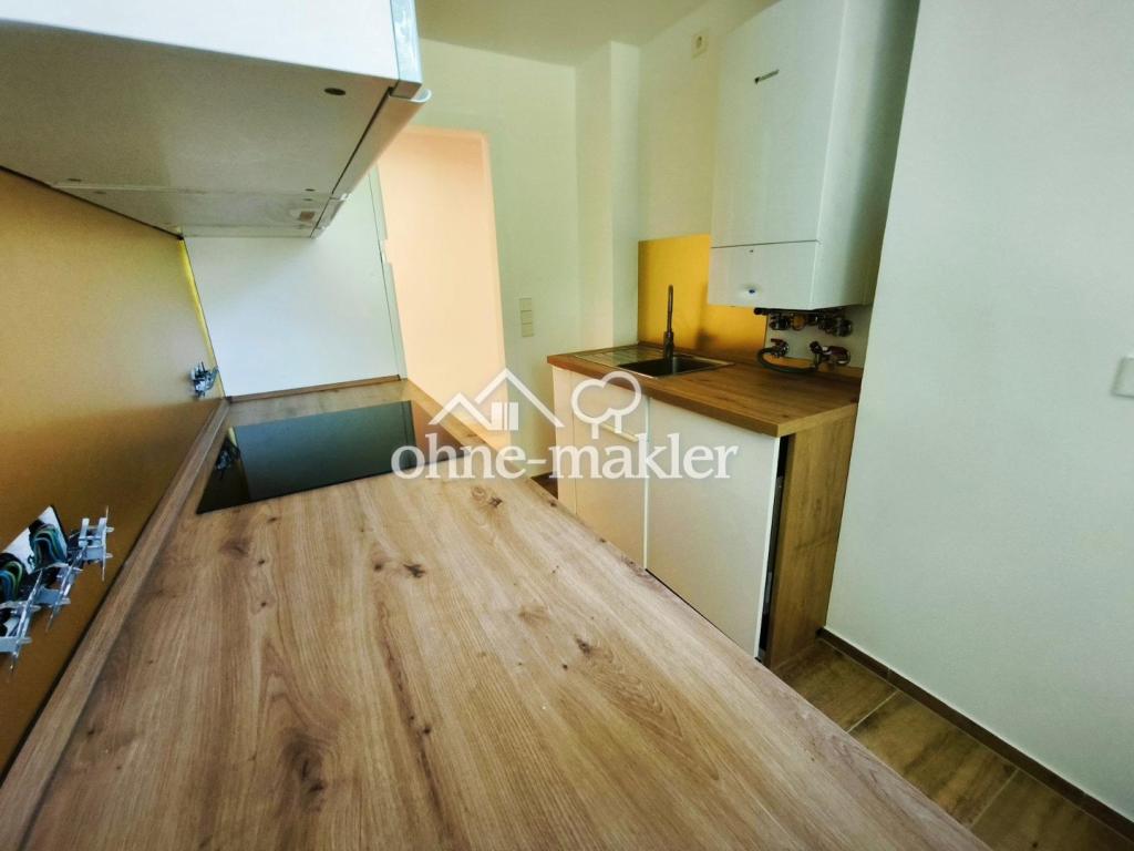 Frisch renovierte 3-Zimmer-Wohnung mit Balkon & Einbauküche - Photo 1
