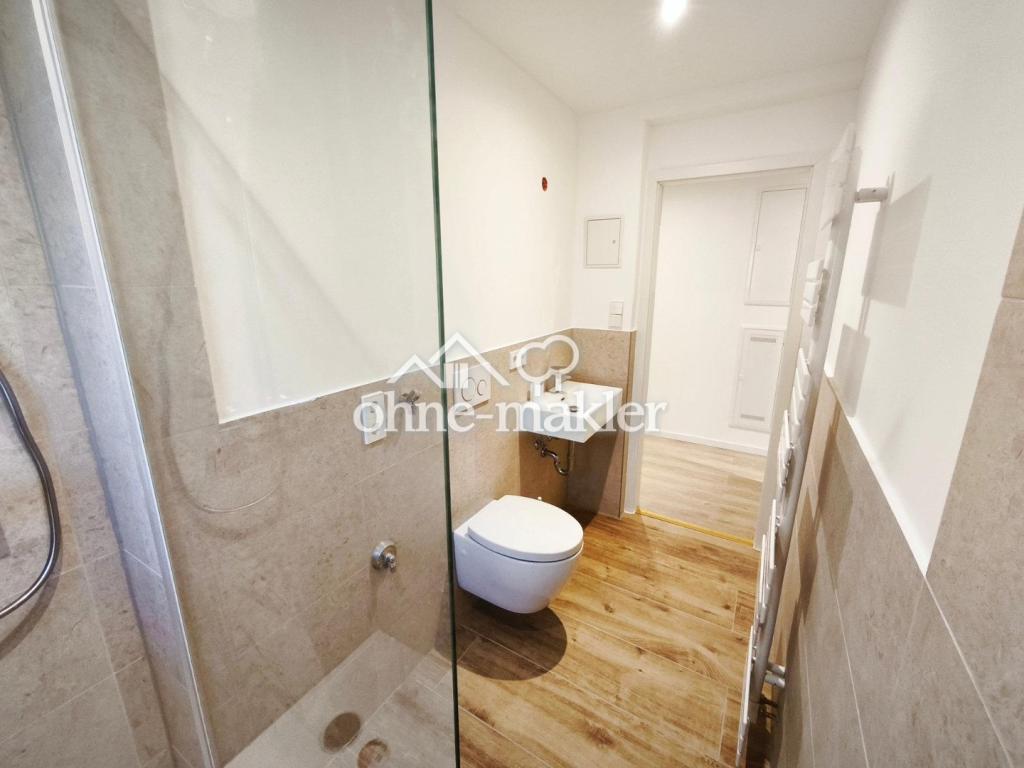 Frisch renovierte 3-Zimmer-Wohnung mit Balkon & Einbauküche - Photo 3