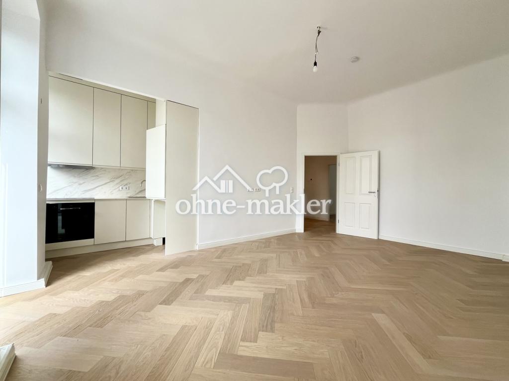 3-Zimmer-Wohnung in traumhaftem Altbau | 2 Balkone | Weitblick | EBK | Aufzug | Keller | kernsaniert - Photo 3
