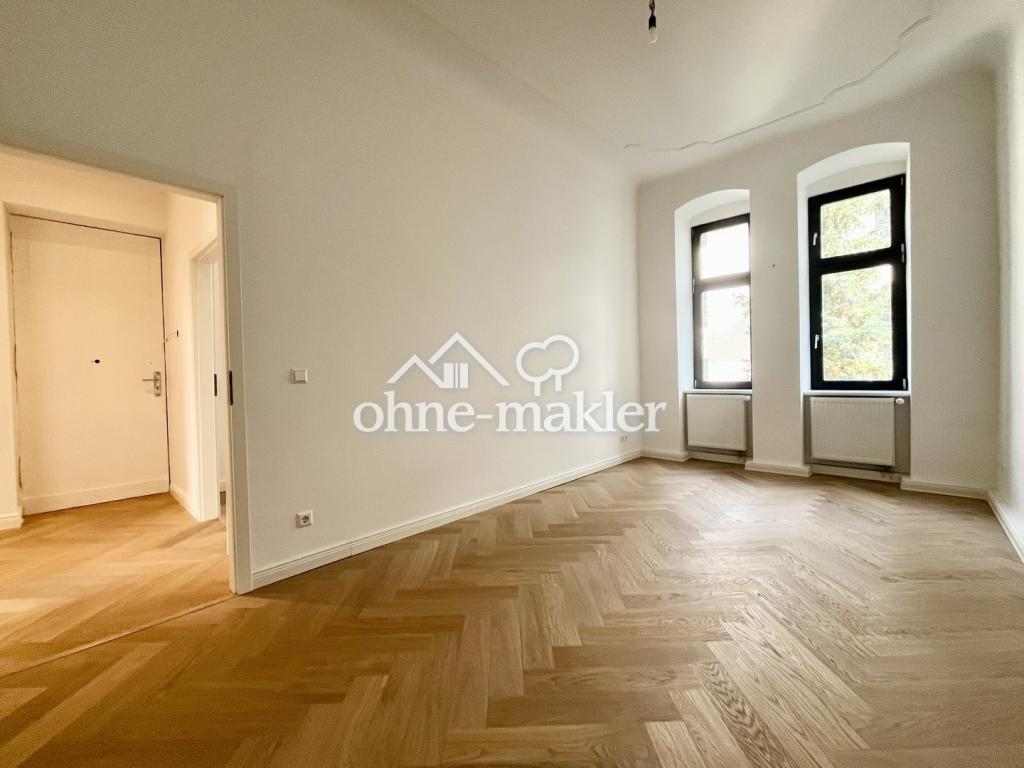 3-Zimmer-Wohnung in traumhaftem Altbau | 2 Balkone | Weitblick | EBK | Aufzug | Keller | kernsaniert - Photo 2