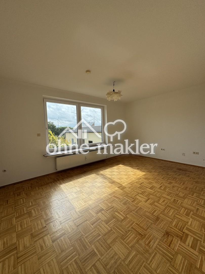 Charmante 3-Zimmer-Wohnung mit EBK, Balkon und Garage in Achim Uphusen - Foto 2