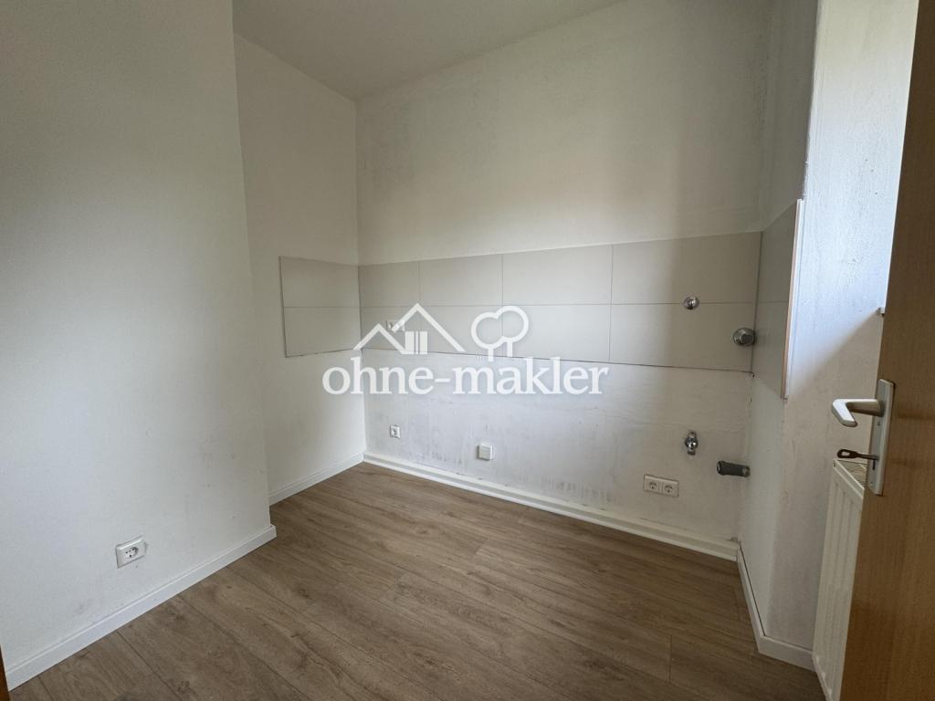 schöne 3 Zimmer Wohnung, frei ab sofort - Foto 2