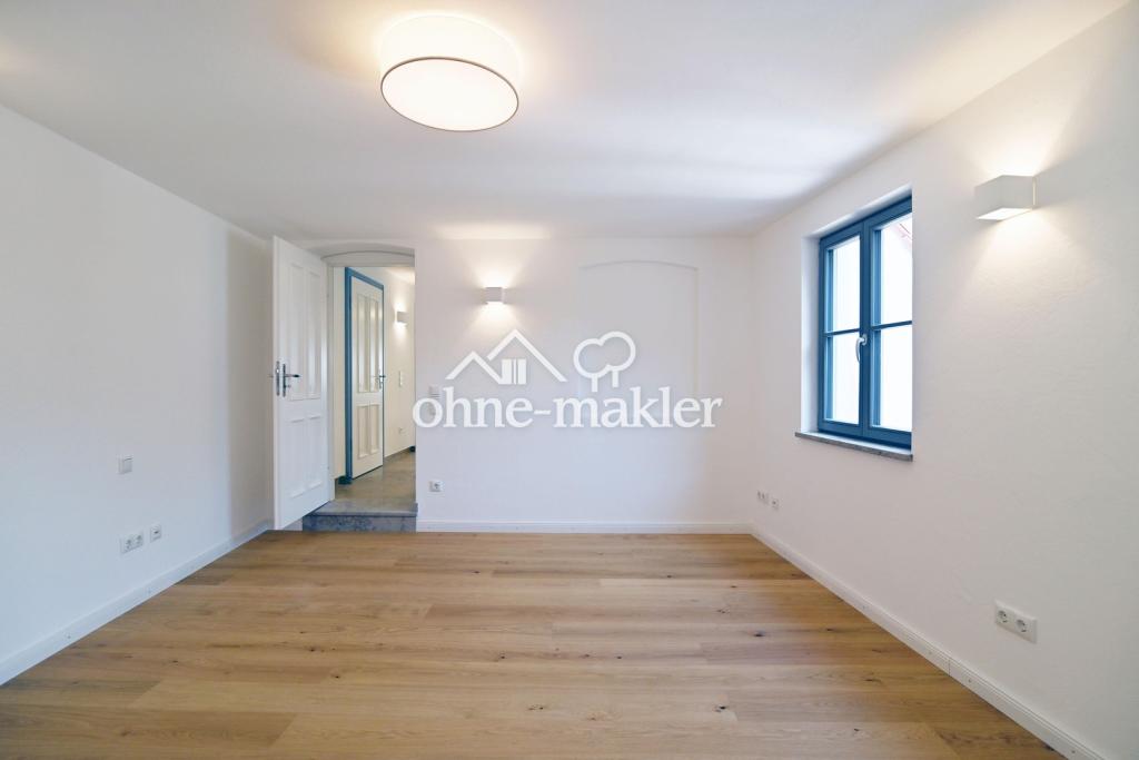 Stilvoll modernisiert: 4-Zimmer-Dachgeschosswohnung in Freising mit Dachterrasse - Foto 1