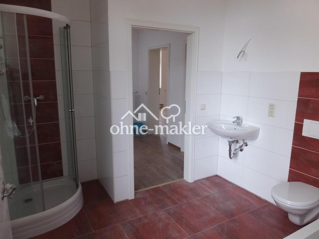 Großzügiger Altbaucharme in zentraler Lage – 4‑Raum‑Wohnung mit besonderem Grundriss - Photo 5