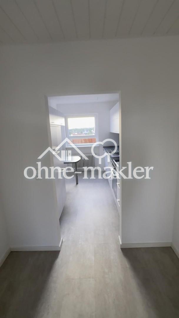 3-Zimmer-Wohnung in Maintal Bischofsheim: Balkon mit Skylineblick, Einbauküche und Garage - Photo 4