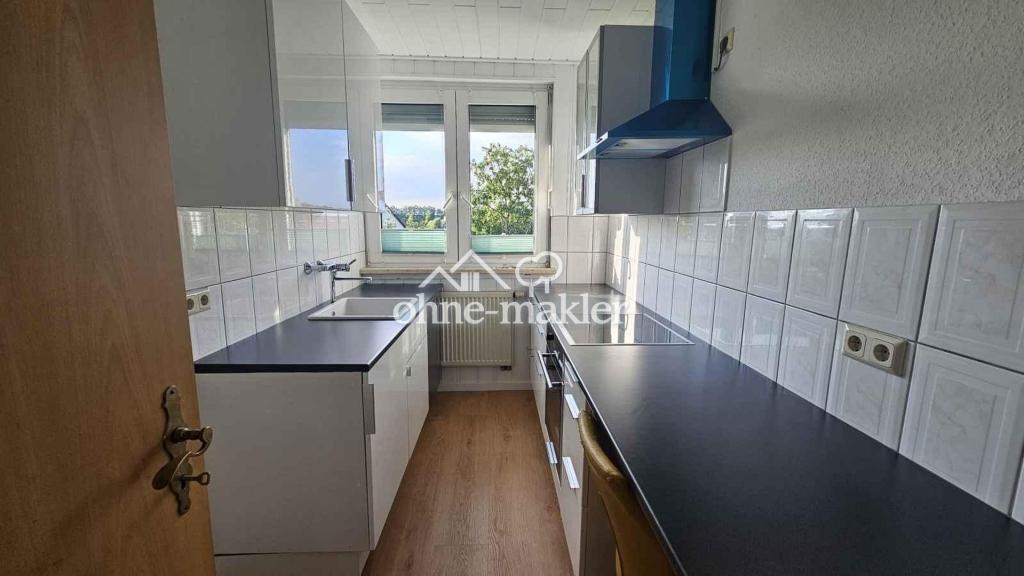 renovierte 3-Zimmer-Wohnung mit Einbauküche + Kamin – wohngeldfähig, frei ab sofort - Photo 2