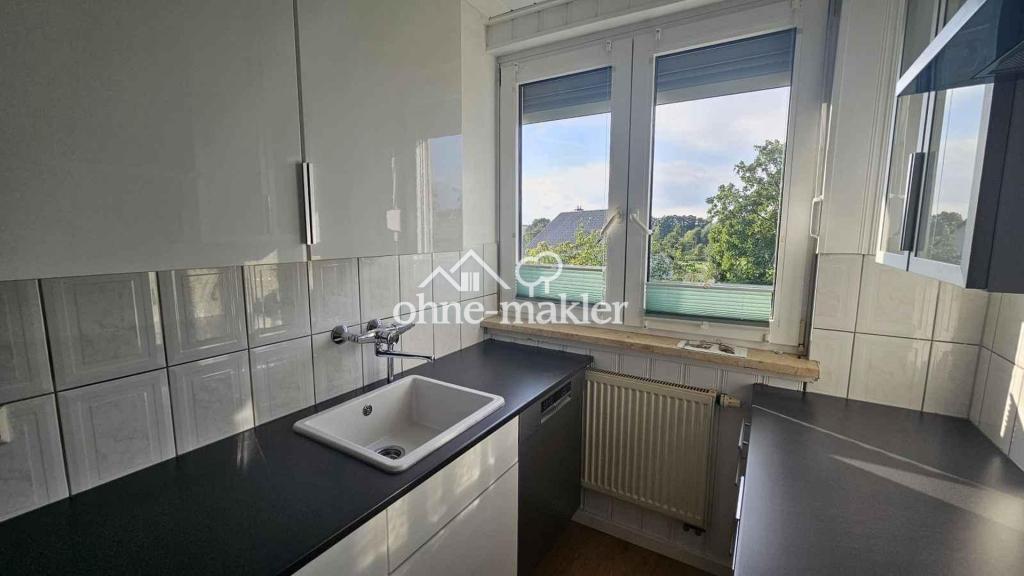 renovierte 3-Zimmer-Wohnung mit Einbauküche + Kamin – wohngeldfähig, frei ab sofort - Photo 3