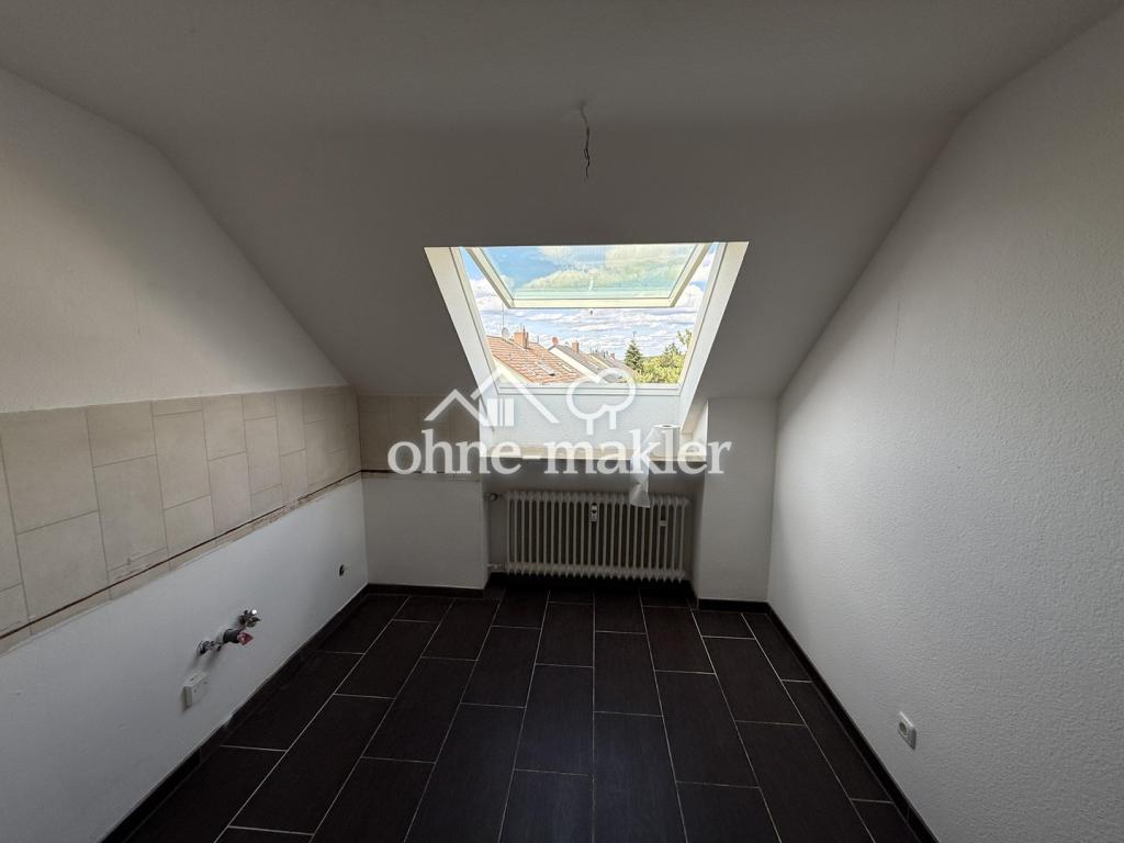 Dachgeschosswohnung in ruhiger Lage - Foto 3