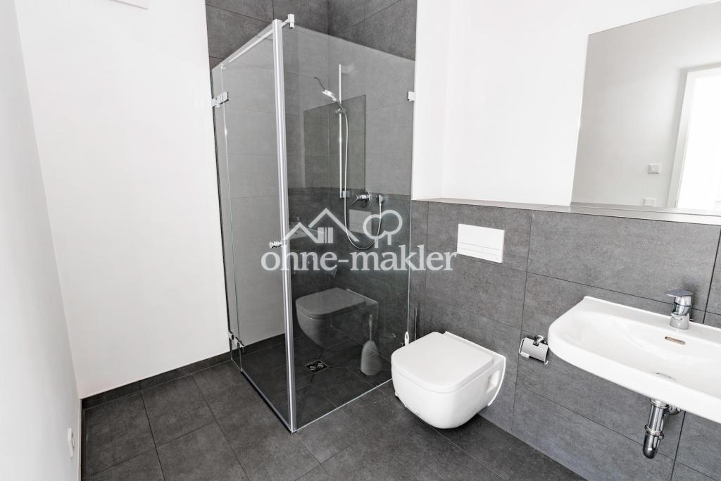 Lichtdurchflutete Neubau 3,5-Zimmer Maisonettewohnung: Loft-Charakter in zentraler Lage - Foto 5