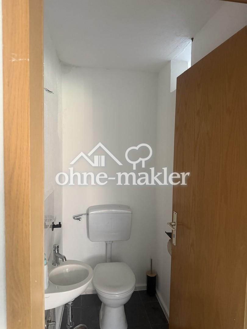 Renovierte 3-Zimmer-Wohnung mit Einbauküche in Altensteig - Photo 3