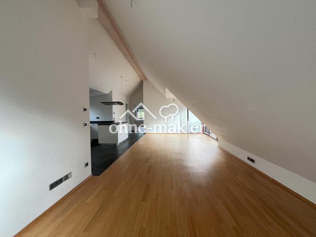 3 Zimmer lichtdurchflutete DG-Wohnung Inmitten von München-Waldtrudering - Foto 2