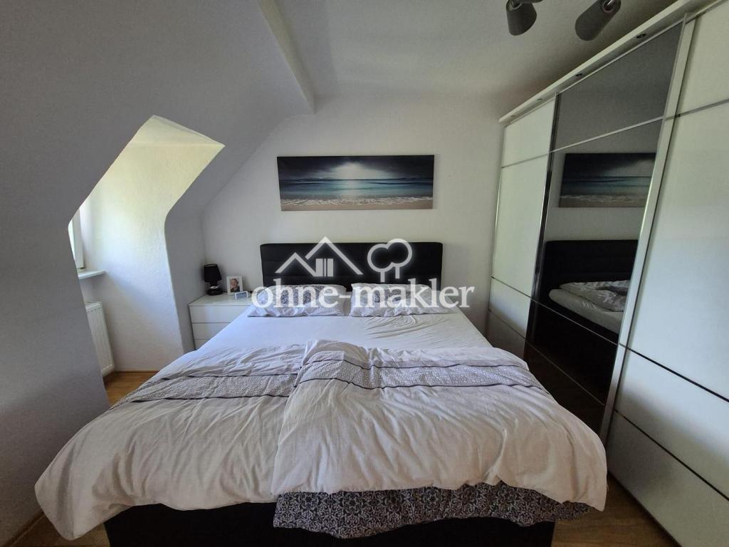 Schöne, zentral gelegene 4-Zimmer-Wohnung mit Gartenanteil - Foto 5