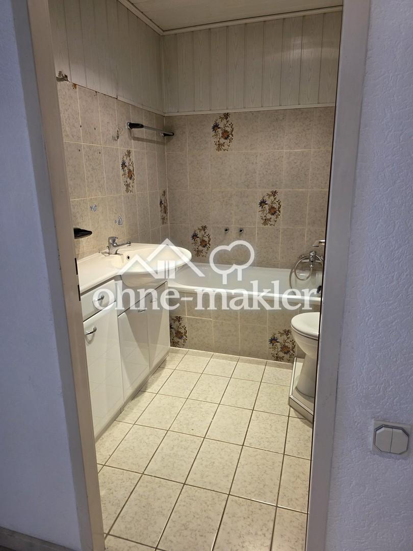 Ruhige 3 Zimmer, 100 qm Wohnung in Rüttenscheid mit Balkon, Fußbodenhzg., Panoramablick, WG-geeignet - Foto 2