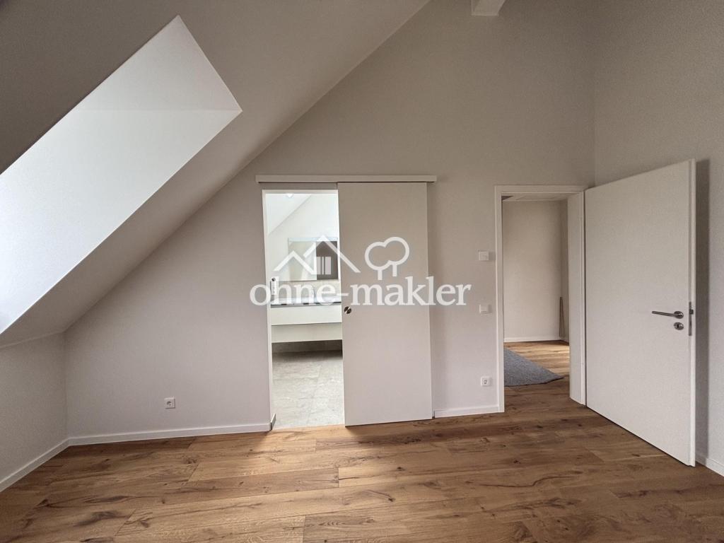 Neue Dachgeschosswohnung mit Aussicht - Trierer Quereinhaus Baujahr 1884 - Foto 1
