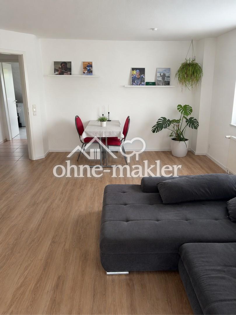 Großzügige, helle 3 Zimmerwohnung zum 01.10 oder 01.11 - Photo 2