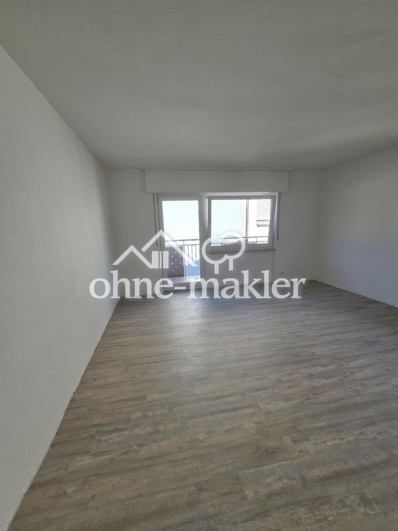 3 Zimmer Küche Bad + Gäste WC mit Balkon in zentraler Innenstadtlage in 74722 Buchen - Foto 1