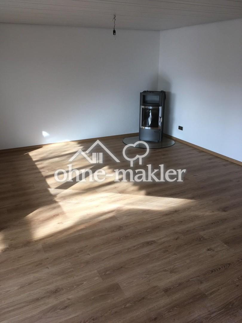 Großzügiges Reihenhaus mit Garten, Garage, EBK und ausgebautem Dachgeschoss in Neu-Ulm/Gerlenhofen - Foto 1