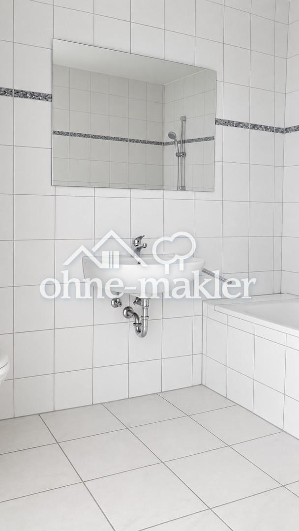 helle, sanierte 3-Raum Wohnung mit Einbauküche ab 01.10. oder 01.11 - Photo 5