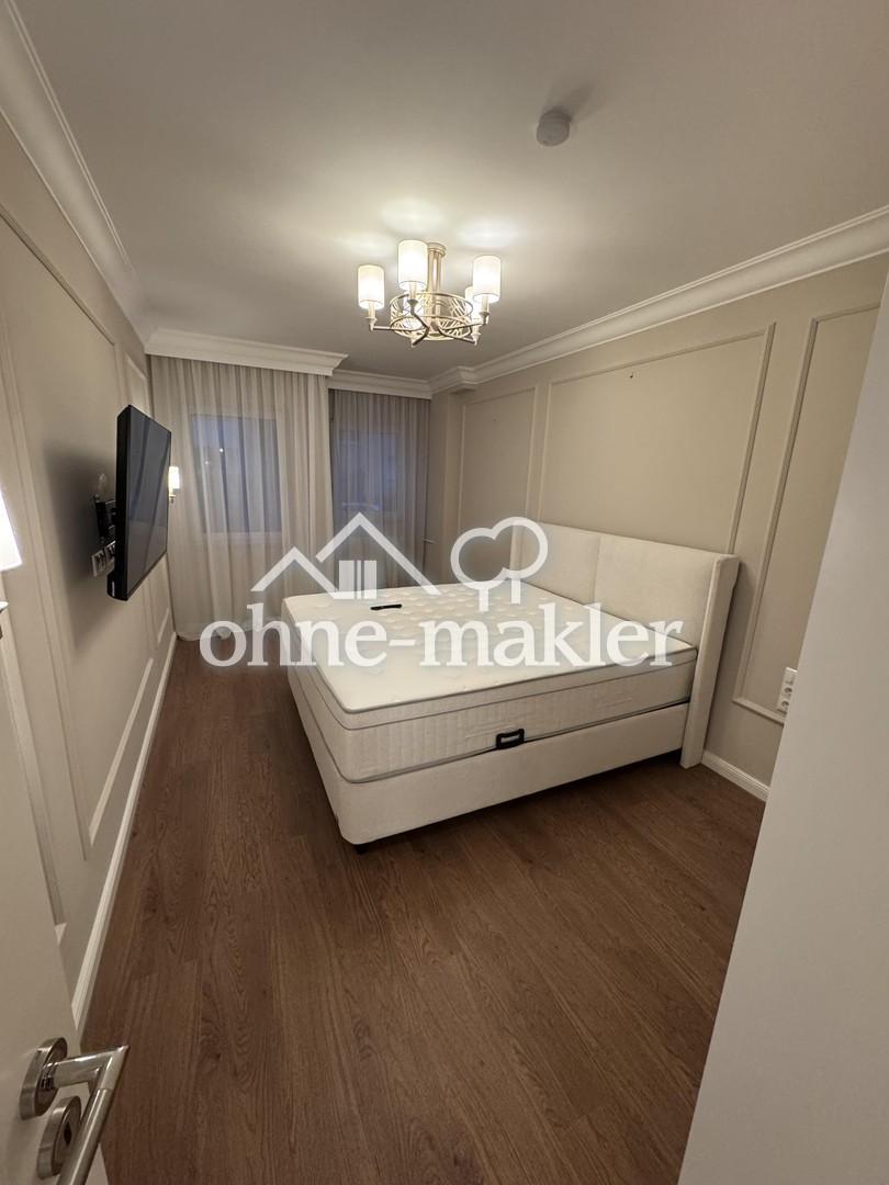 Hochwertig möblierte 2-Zimmer-Wohnung mit Balkon, Einbauschränken & elektrischen Rollläden - Foto 3
