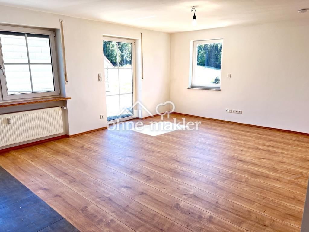 Wohntraum im Grünen: Moderne, ruhige 2-Zi-Whg mit toller Dachterrasse, neuer Küche und Regendusche - Photo 1
