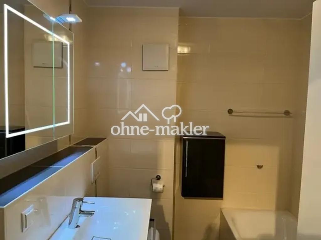 Stilvolle, neuwertige 3-Zimmer-Wohnung mit gehobener Innenausstattung mit Balkon und EBK in Mannheim - Photo 3