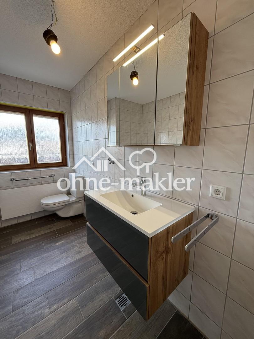 Großzügige 3-Zimmer DG Wohnung in Emmingen mit Balkonen - Photo 3
