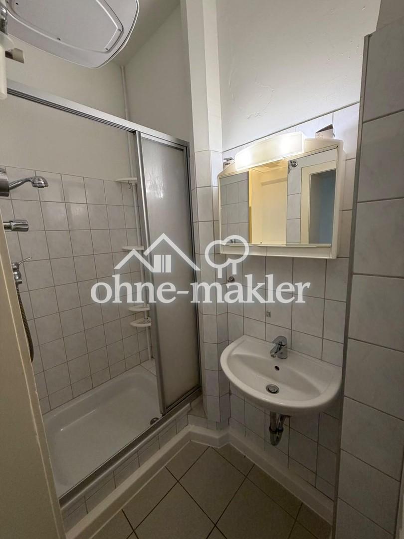 Gepflegte 2-Zimmer-Wohnung mit neuwertiger Einbauküche in Heilbronn-Südstraße - Foto 4