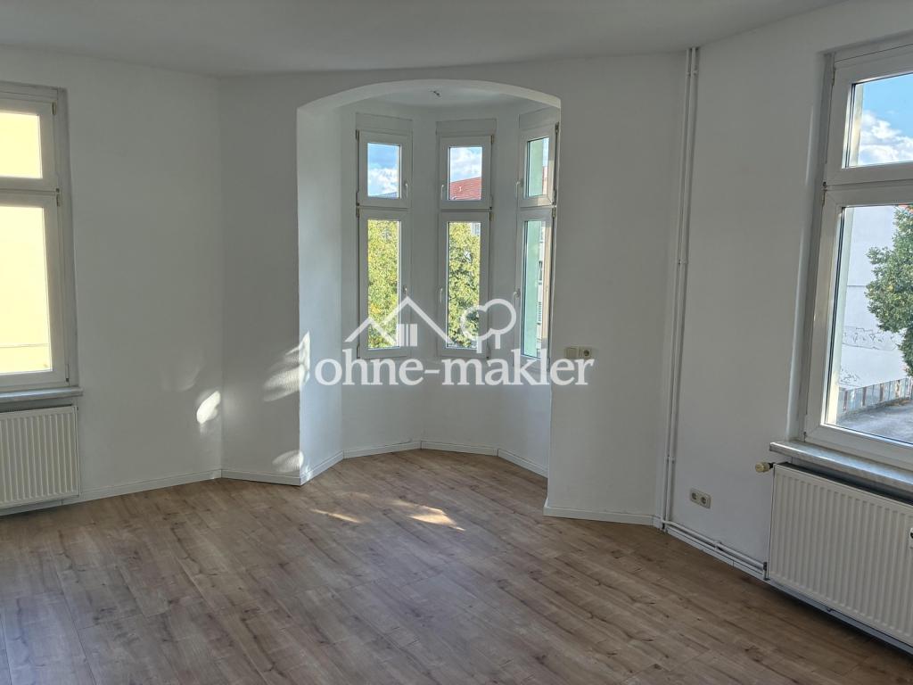 2-Raum-Wohnung mit Einbauküche - modernisiert, großzügig, zentral - Foto 3