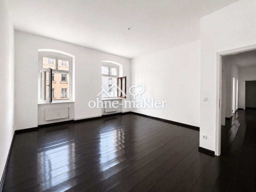 Am Kotti: Sanierte 4-Zimmer-Altbauwohnung mit neuer Einbauküche - Foto 1