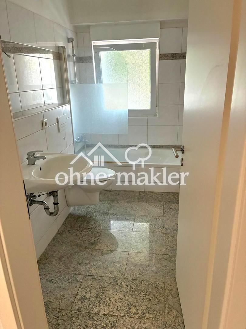 Helle 3 Zimmerwohnung Küche Diele Bad in Hilden - Foto 2