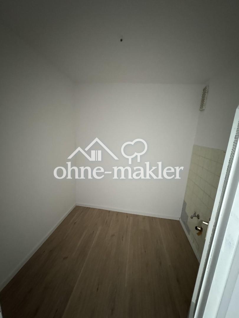 Großzügige 3- Zimmer Wohnung mit Balkon - renoviert - Foto 1
