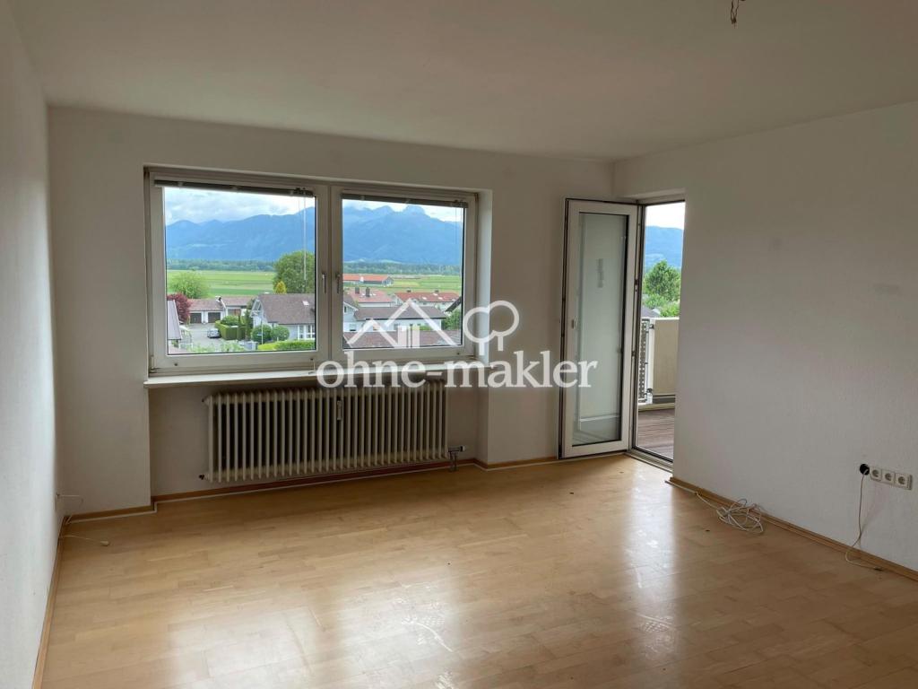 2 Z mit Balkon, helles Bad, Aufzug - Foto 1