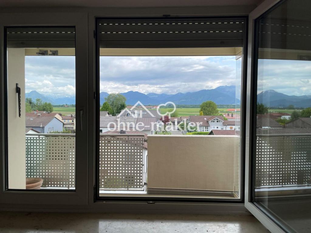 2 Z mit Balkon, helles Bad, Aufzug - Foto 3