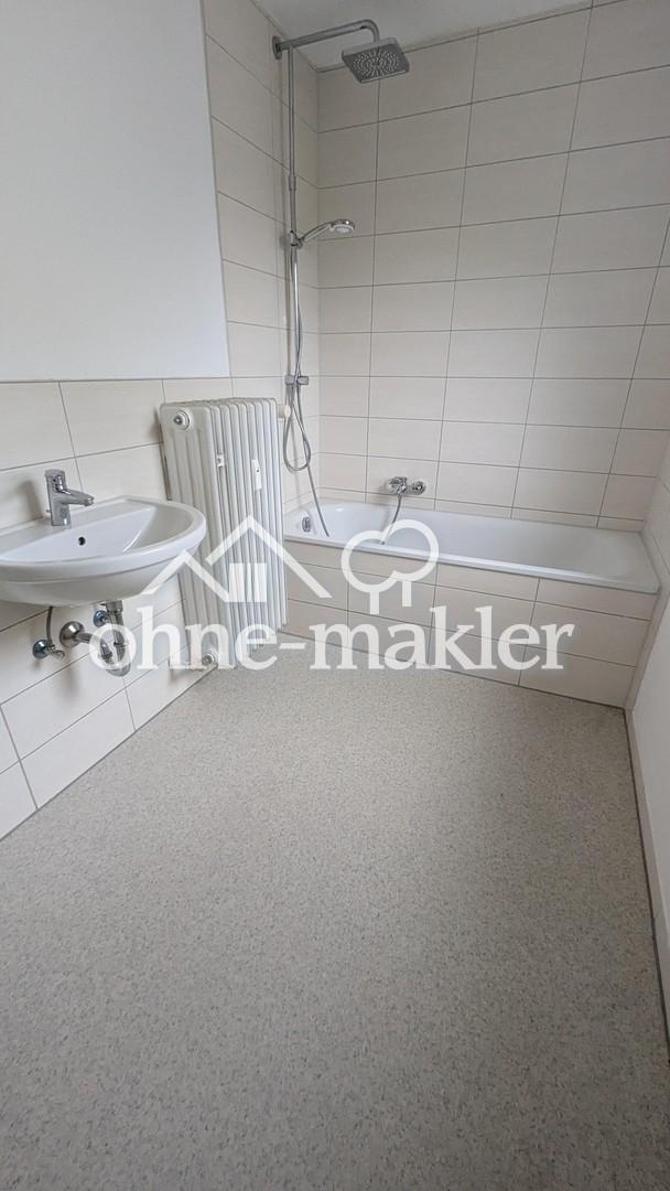 Lichtdurchflutete 3 1/2 Zimmer Wohnung in Stadtrandlage - Foto 2