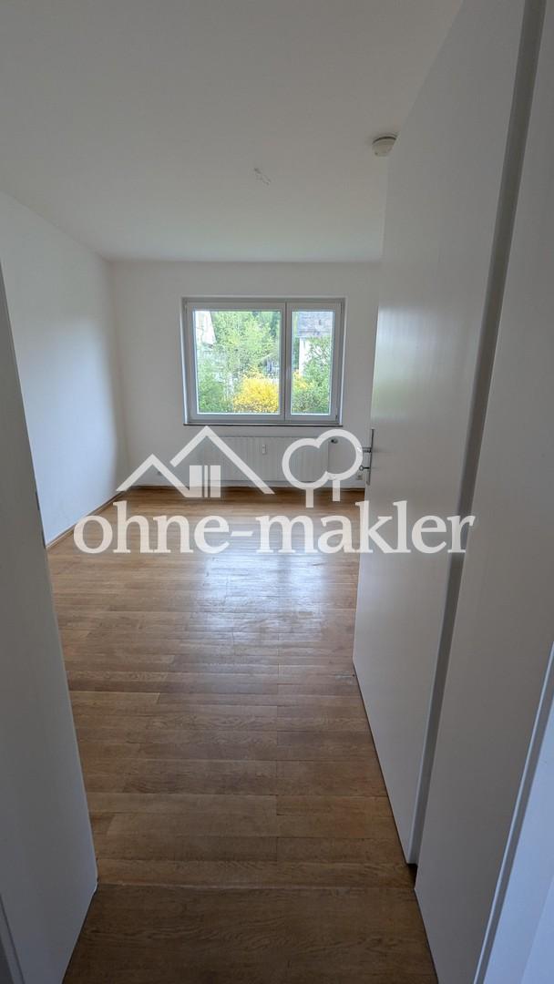 Lichtdurchflutete 3 Zimmer Wohnung in Stadtrandlage - Foto 1