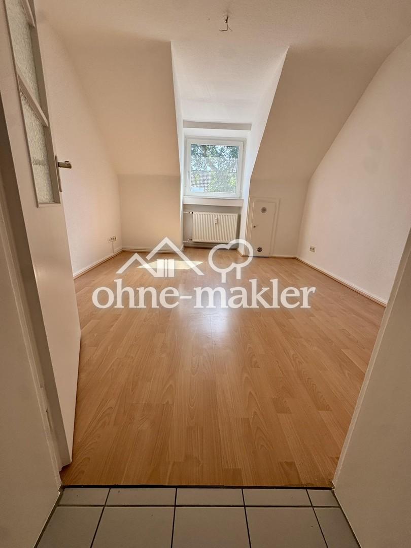 Kernsanierte 3-Zimmer-DG-Wohnung mit Wohnküche, neuer EBK und Sonnenterrasse in Eller - Foto 1