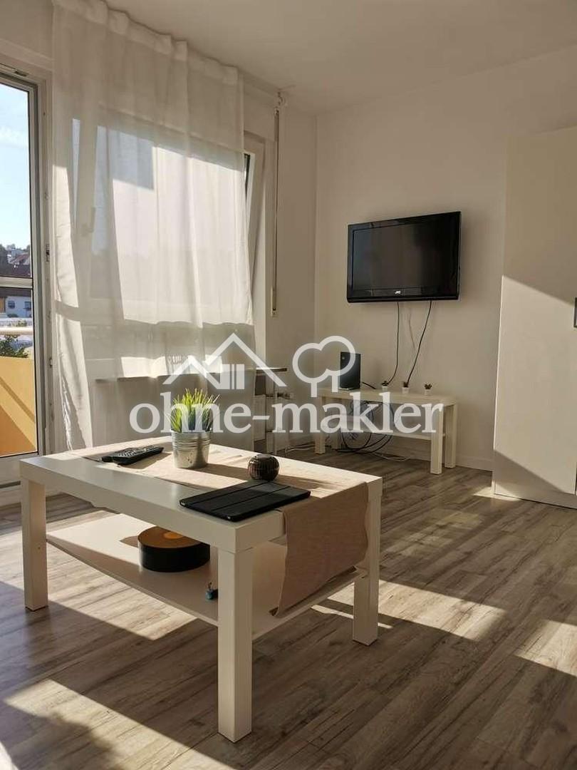 1 Zimmer Wohnung - Renoviert und liebevoll eingerichtet - Photo 1